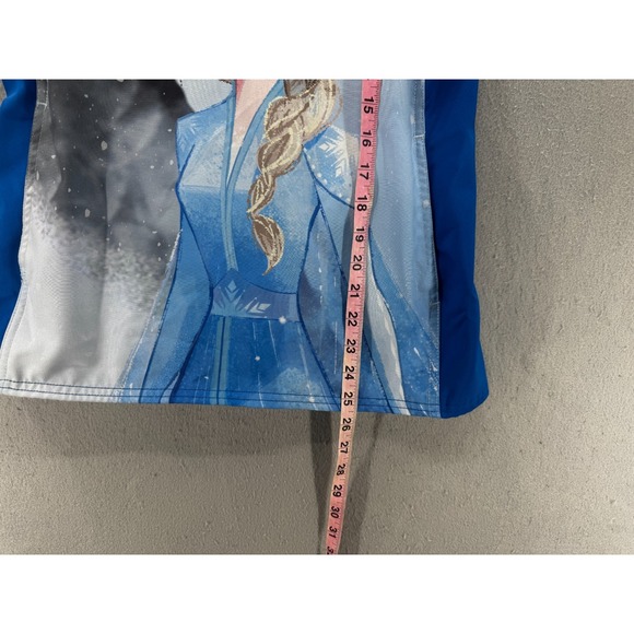 Disney Frozen Scrub Top Womens‎ Size XS Elsa Short Sleeve Kangaroo Pocket Knit - Picture 4 of 10